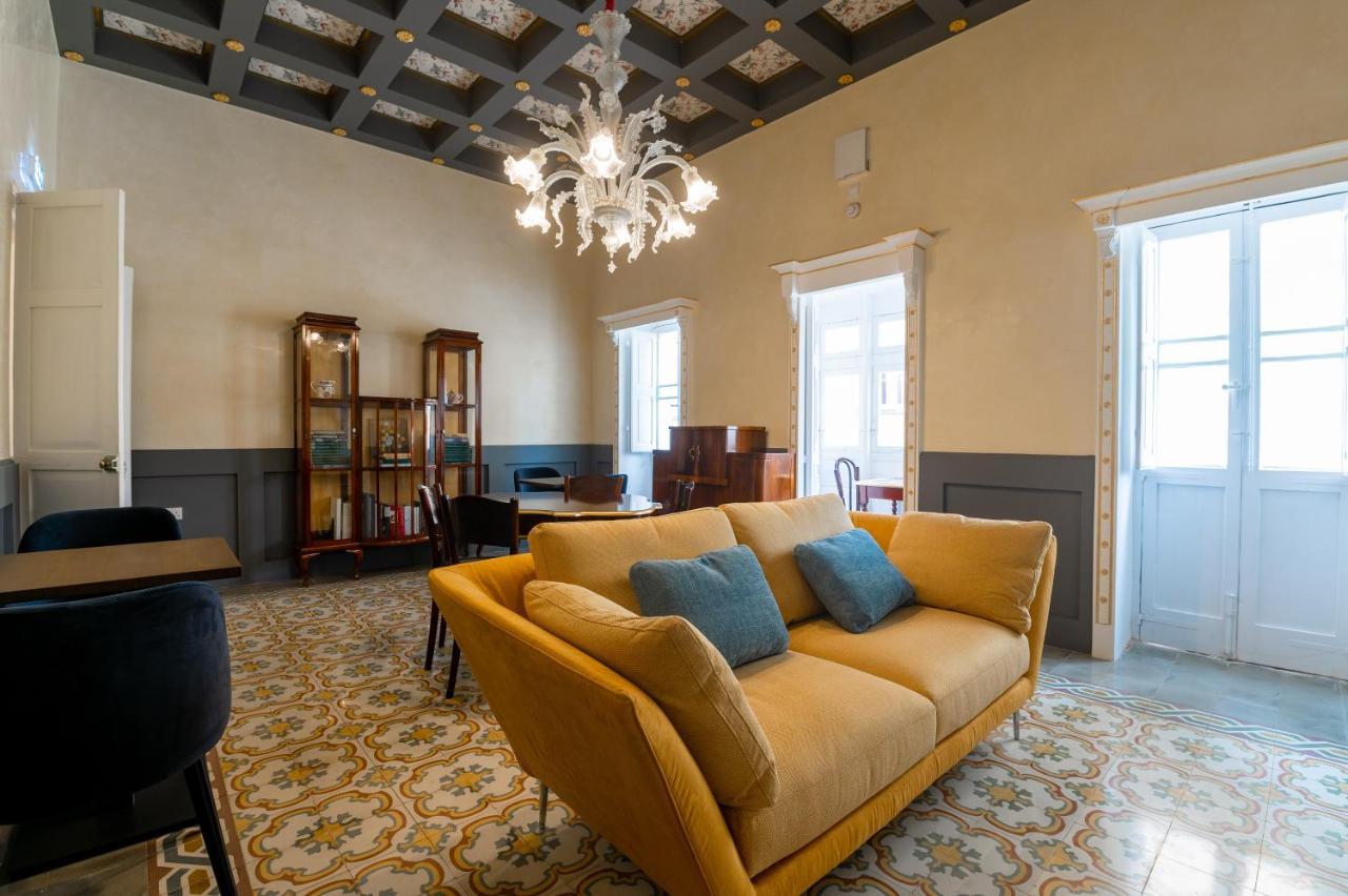 Monreal Boutique Townhouse - R024Rm6 Hotell Paola Exteriör bild