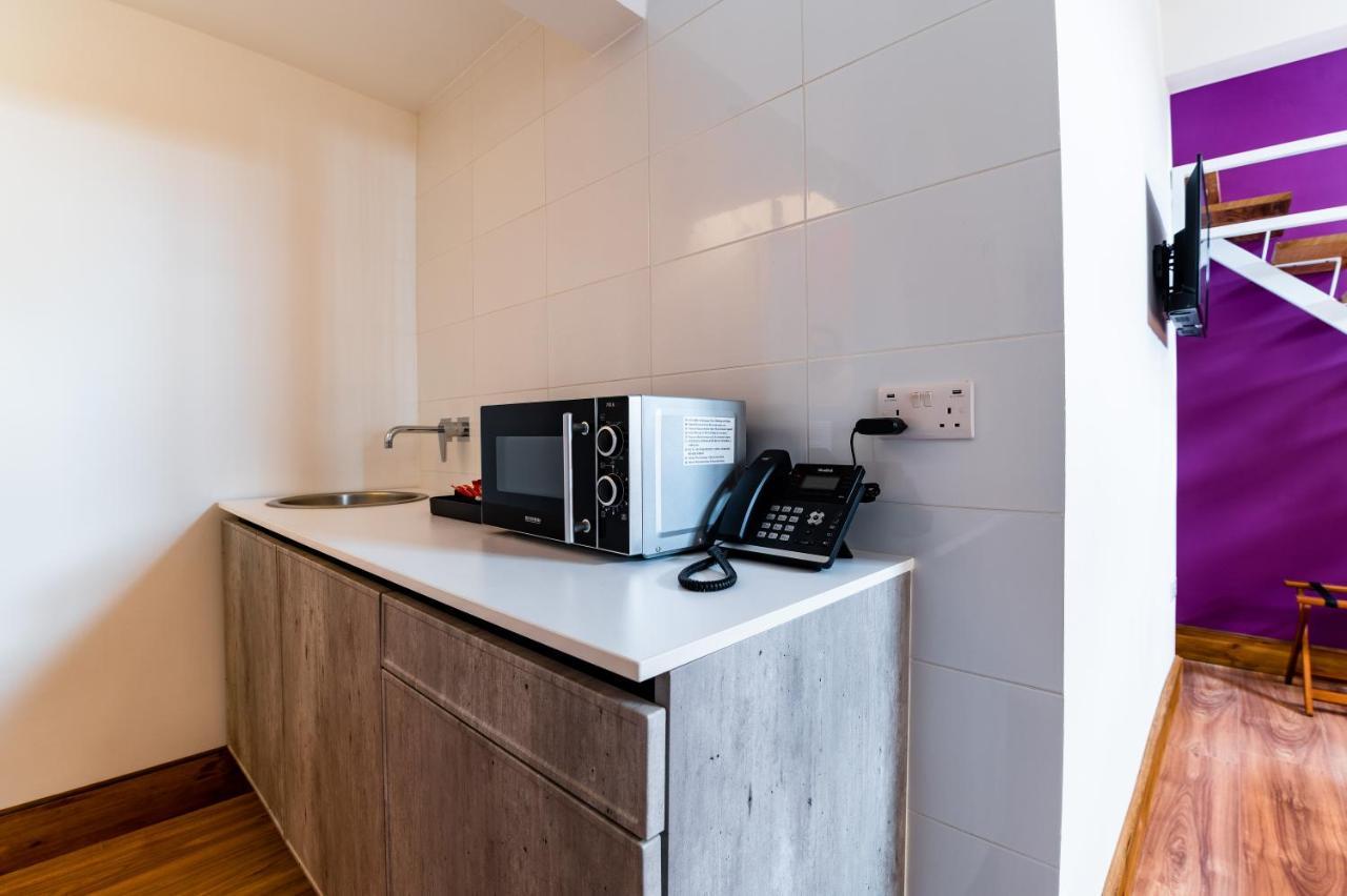 Monreal Boutique Townhouse - R024Rm6 Hotell Paola Exteriör bild